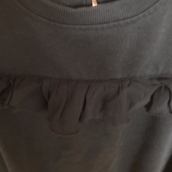 Halogen ruffle cold shoulder sweatshirt. - Picture 6 of 8